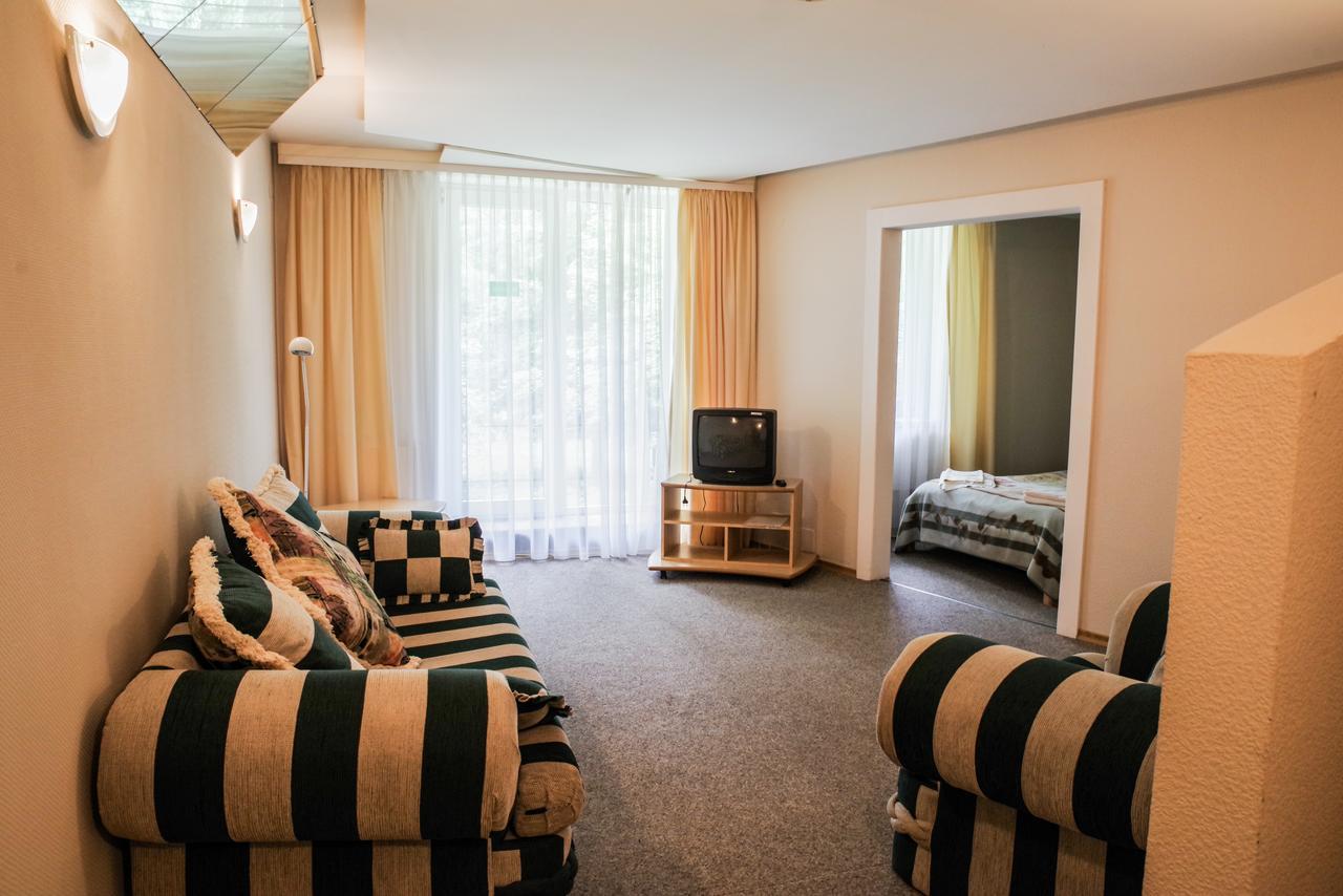 Hotel Visagino Parkas Wisaginia Zewnętrze zdjęcie